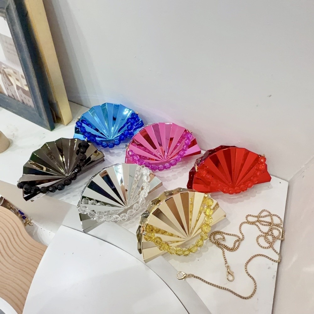 حقيبة صغيرة فاخرة بلون موحد وت - مراجعة Women Bags Golden وسعره