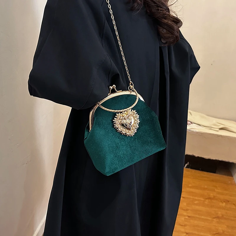سلاسل المخملية الإطار القلب عش - مراجعة Women Bags Discount وسعره